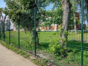 3D заборы для школы 90 метров фото в Сарове